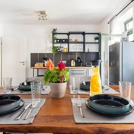 Super Zentrale, Gemutliche Mit Balkon *
