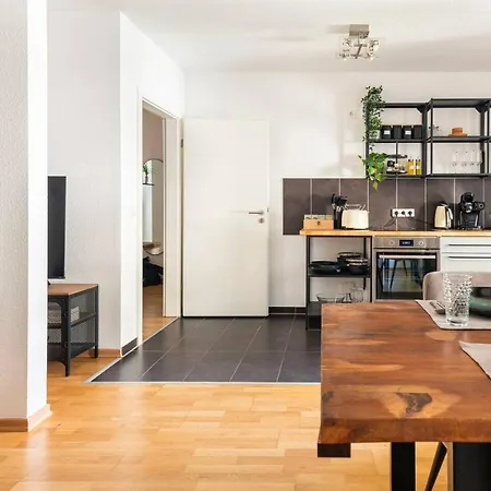 Super Zentrale, Gemutliche Mit Balkon