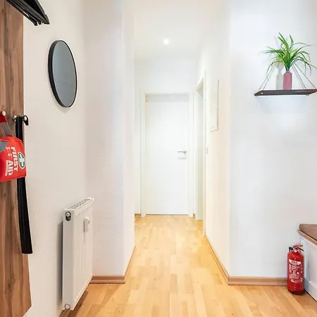 Super Zentrale, Gemutliche Mit Balkon * Leipzig